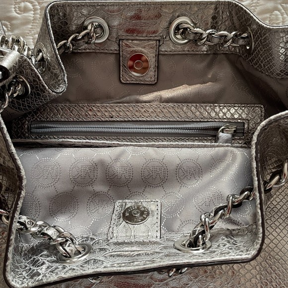 MICHAEL KORS Frankie Metallic Leather Crocodile-embossed Large Shoulder Bag - Picture 4 of 10